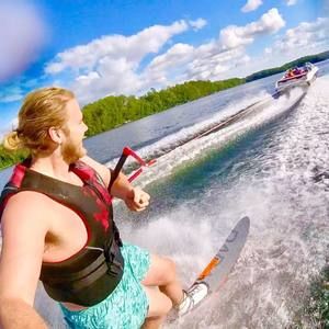 Meet your Posher, Connor